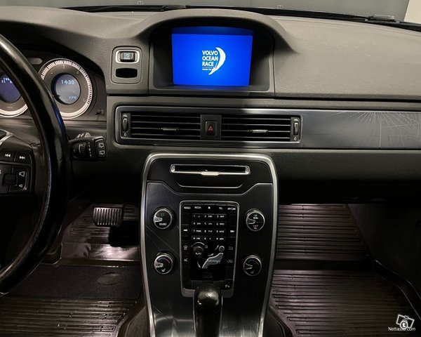 Volvo V70 10