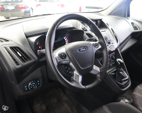 Ford Transit Connect 11