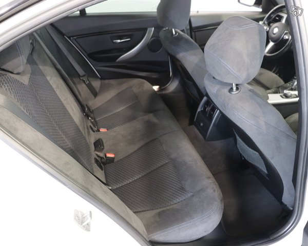 BMW 320 10