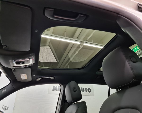 MERCEDES-BENZ EQB 21
