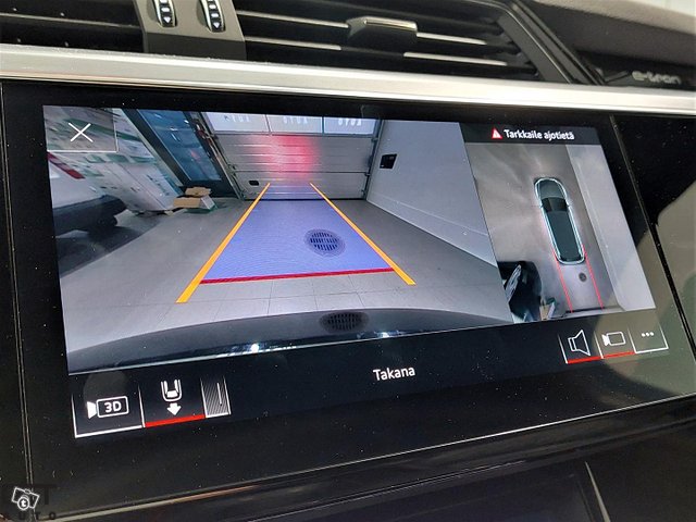 Audi E-tron 24