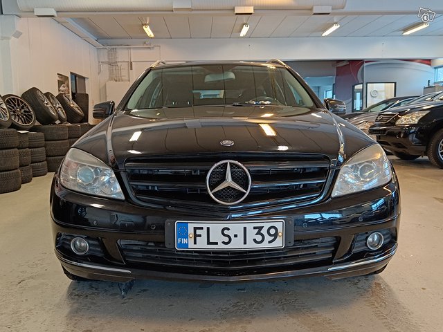 Mercedes-Benz C 6