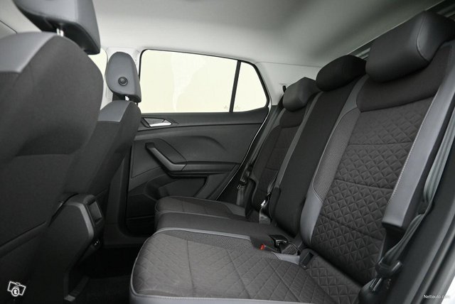 Volkswagen T-Cross 15