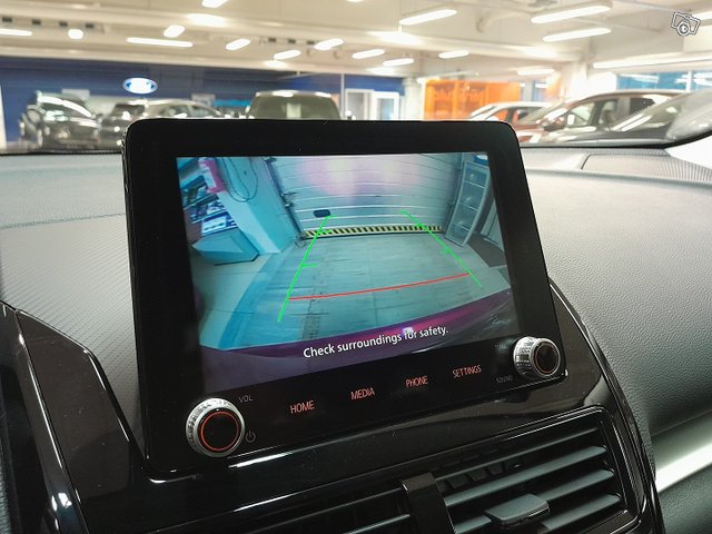 Mitsubishi Eclipse Cross 8