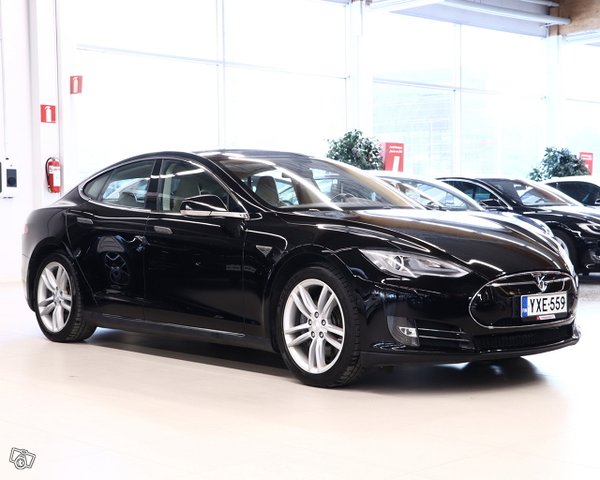 Tesla Model S