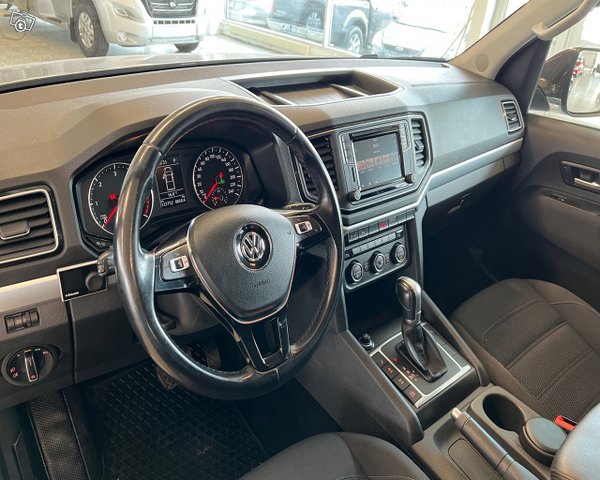 Volkswagen Amarok 11