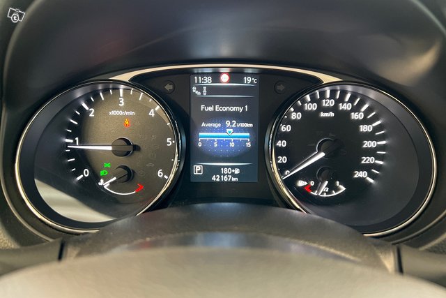Nissan X-TRAIL 12