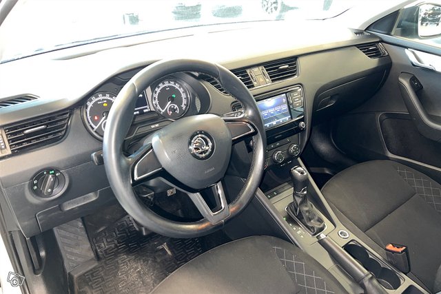 Skoda Octavia 6