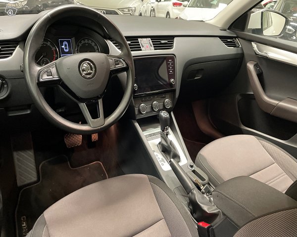 SKODA OCTAVIA 7