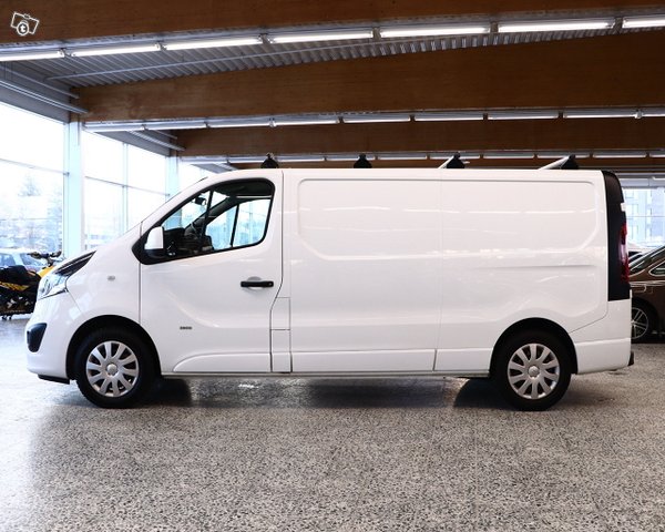 Opel Vivaro 4