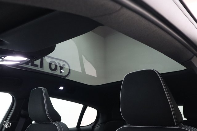 Volvo C40 11