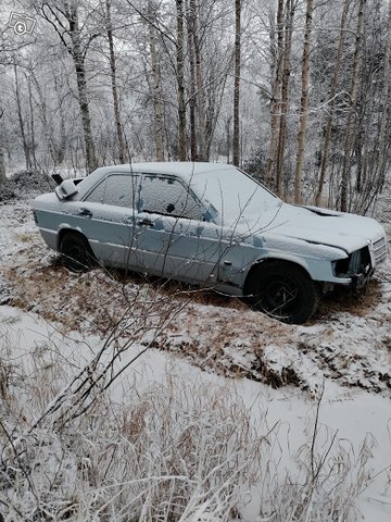 Mercedes-Benz 190