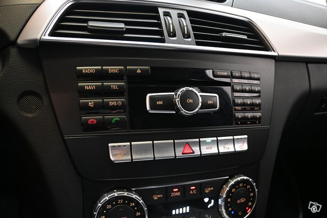 Mercedes-Benz C 23