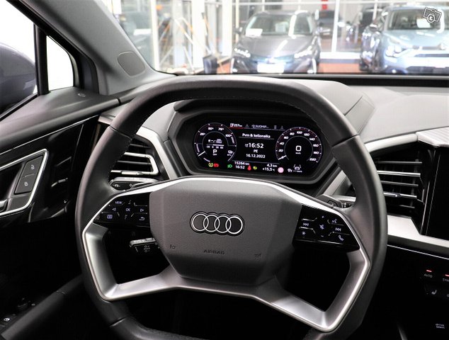 Audi Q4 E-tron 11