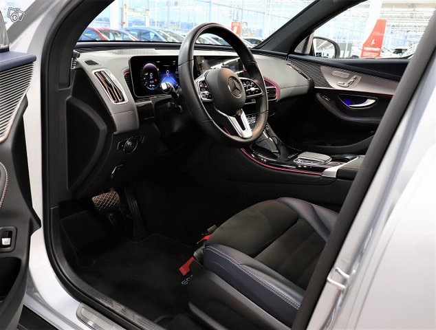 Mercedes-Benz EQC 10