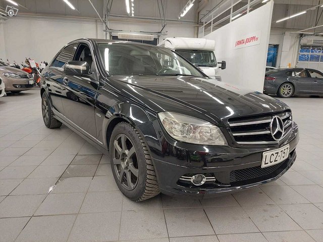 Mercedes-Benz C 2