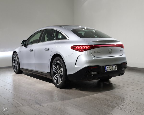 Mercedes-Benz EQS 6