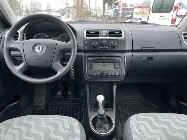 Skoda Fabia 12