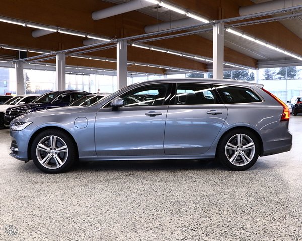 Volvo V90 5