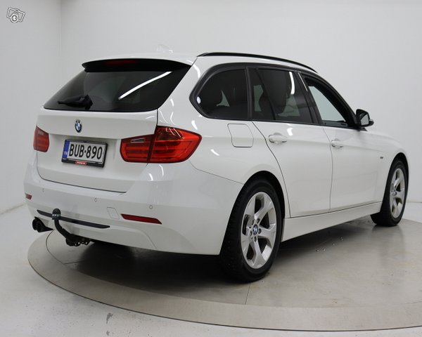 BMW 3-SARJA 5