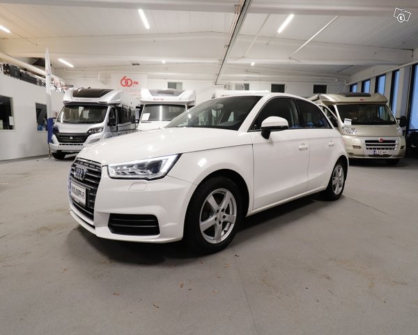 Audi A1 6