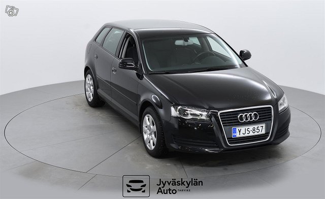 AUDI A3 7
