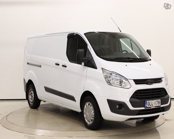 Ford Transit Custom 3