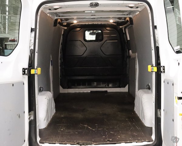 Ford Transit Custom 13