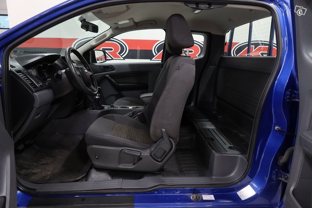 FORD RANGER 8