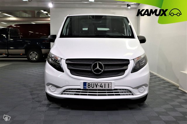 Mercedes-Benz Vito 8