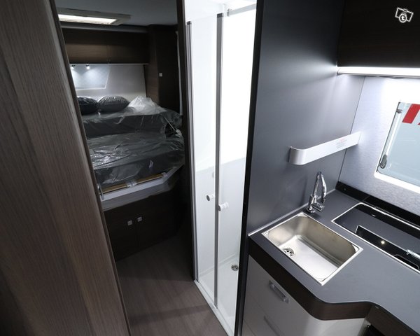 Adria matrix supreme 670 sc alde 21