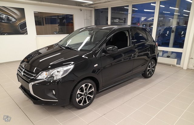 MITSUBISHI SPACE STAR