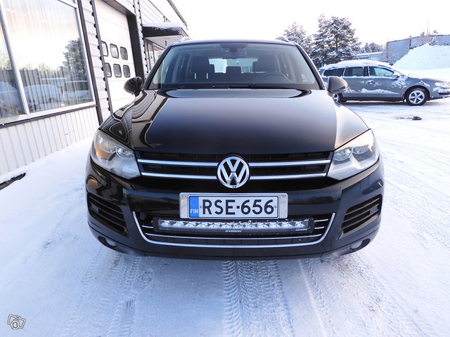 Volkswagen TOUAREG 2