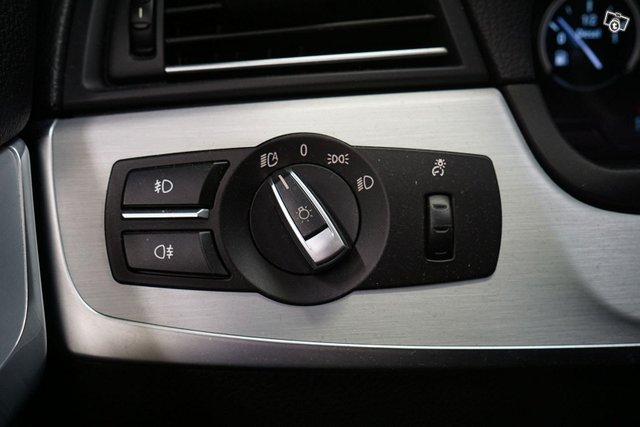 BMW 525 21