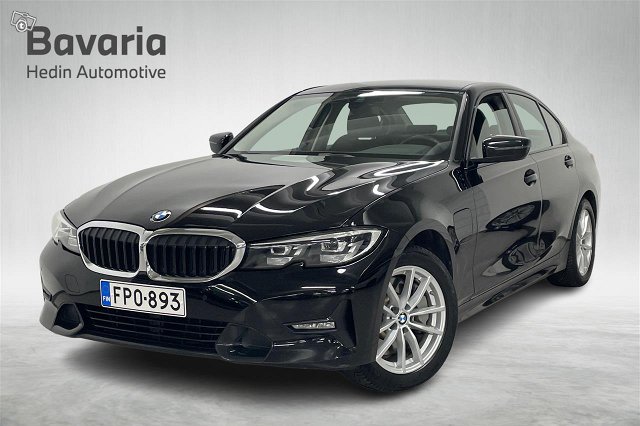 BMW 330