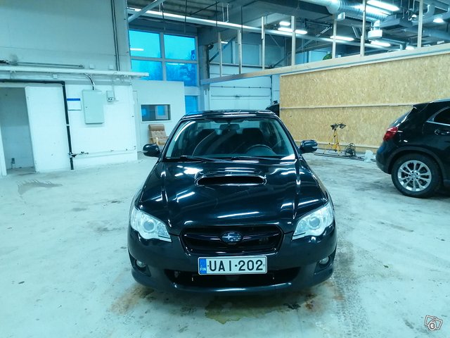 Subaru Legacy 1