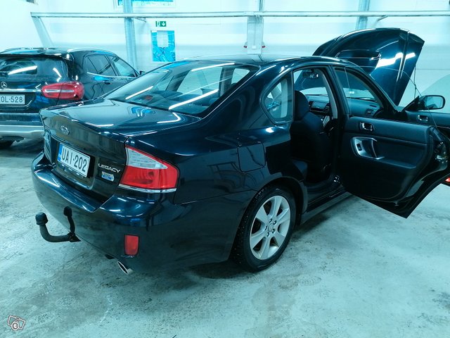 Subaru Legacy 4