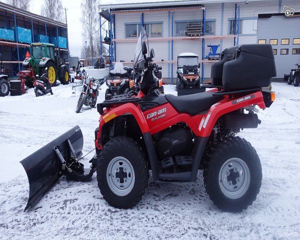 Can-Am Outlander 6