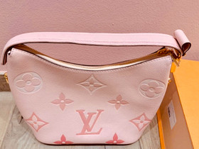 Louis Vuitton Monogram Giant By The Pool Marshmall, Laukut ja hatut, Asusteet ja kellot, Geta, Tori.fi Louis Vuitton Monogram Giant By The Pool Marshmall, Laukut ja hatut, Asusteet ja kellot, Geta, Tori.fi
