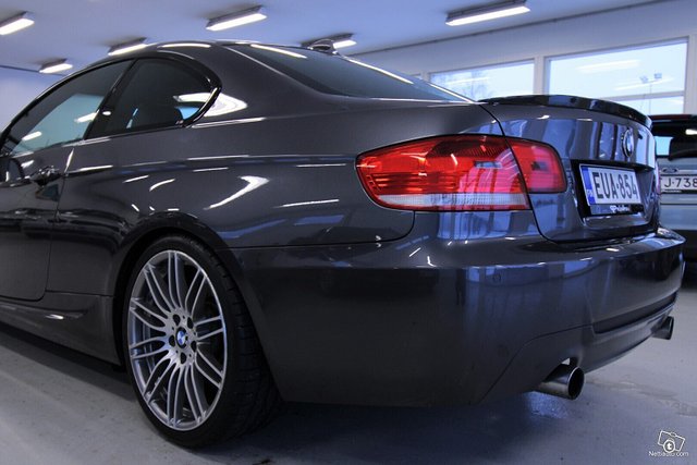 BMW 335 12