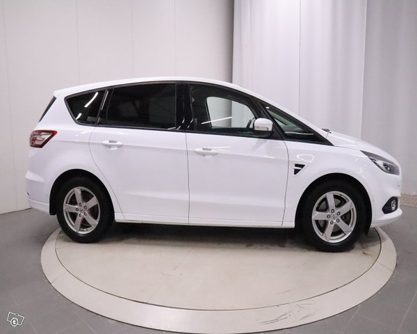 Ford S-Max 4