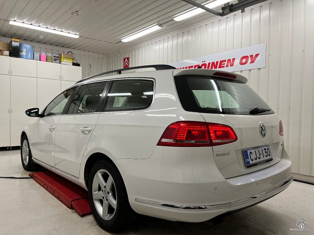 Volkswagen Passat 2