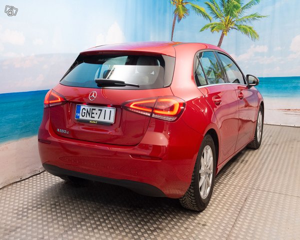 Mercedes-Benz A 5