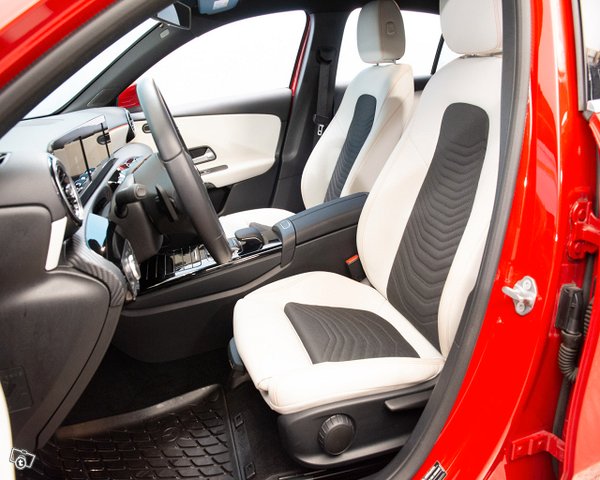 Mercedes-Benz A 10