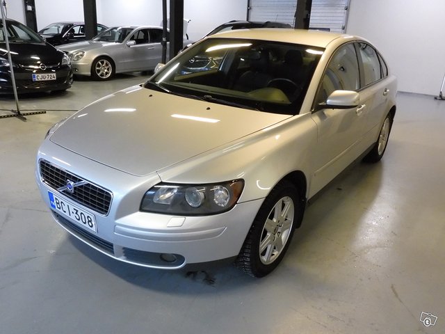 Volvo S40 3
