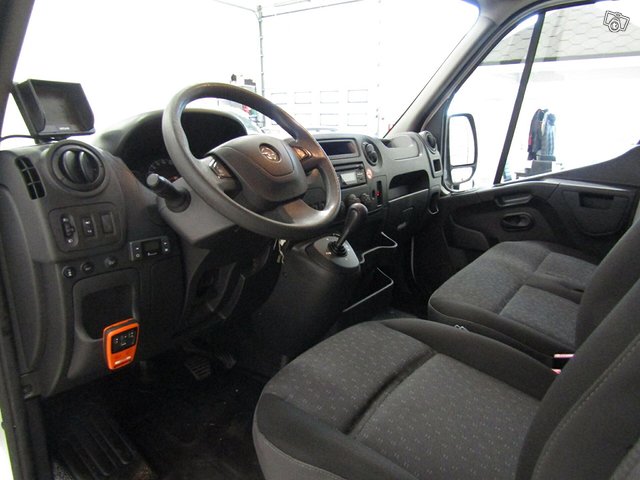 Opel Movano 9
