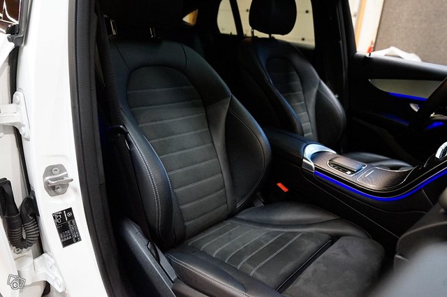 Mercedes-Benz GLC 22
