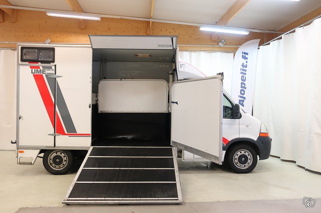 Renault Master 6