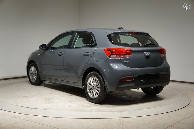 Kia RIO 7
