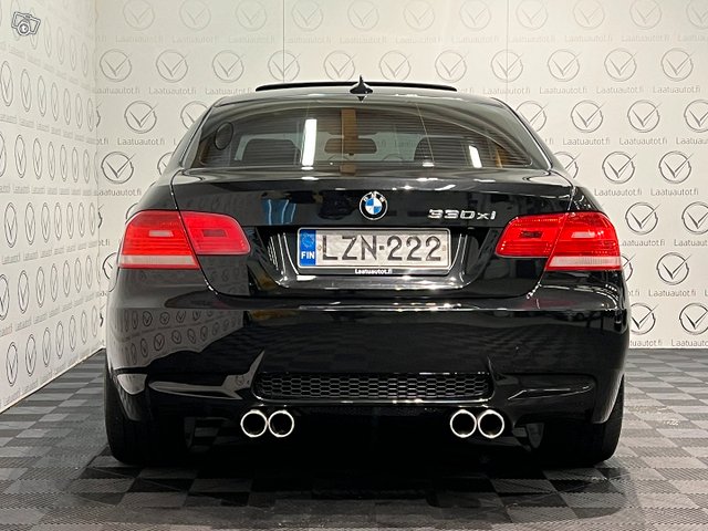BMW 330 4